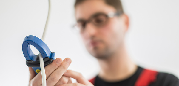 E-Check bei D.R.I Elektrotechnik in Darmstadt