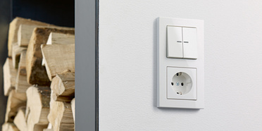 JUNG KNX Taster F 10 bei D.R.I Elektrotechnik in Darmstadt