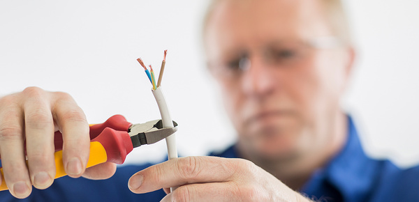 DGUV Vorschrift 3-Check bei D.R.I Elektrotechnik in Darmstadt